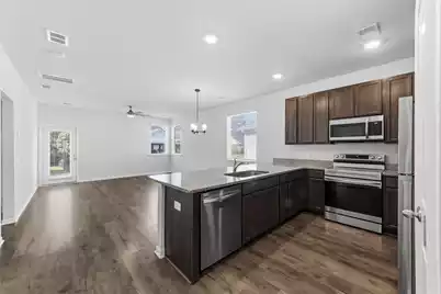 1307 Warrens Way, Manning, SC 29102 - Photo 9