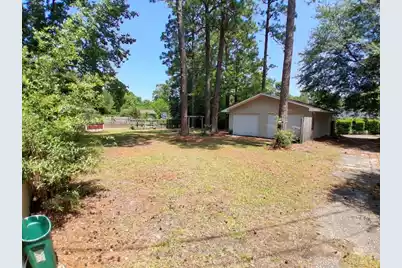 2112 Carolina Avenue W, Hartsville, SC 29550 - Photo 27