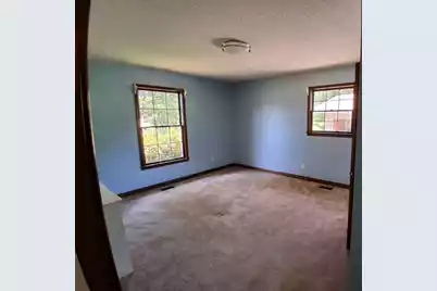 2112 Carolina Avenue W, Hartsville, SC 29550 - Photo 17