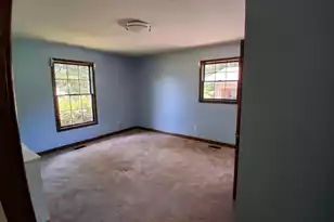 2112 Carolina Ave W, Hartsville, SC 29550 - Photo 17