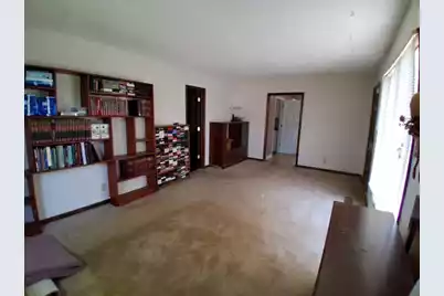 2112 Carolina Avenue W, Hartsville, SC 29550 - Photo 13