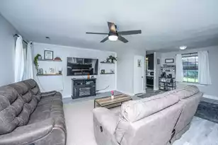 307 Umbria Dr, Summerville, SC 29486 - Photo 7