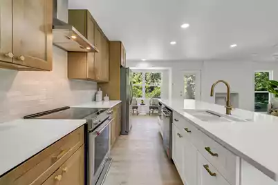 887 Melrose Drive, Charleston, SC 29414 - Photo 5