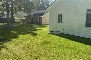 137 Manchester Rd, Summerville, SC 29486 - Photo 11
