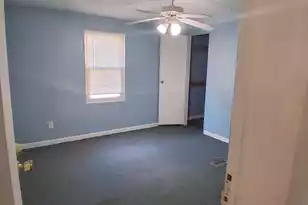 139 Speedway Ct, Saint Matthews, SC 29135 - Photo 3