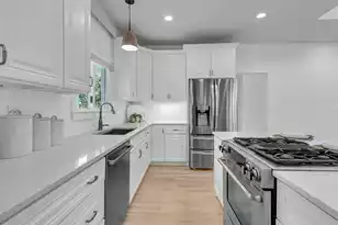 106 Lucia St, Charleston, SC 29492 - Photo 9