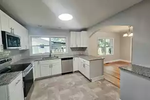 2446 Cherokee Hall Ln, Charleston, SC 29414 - Photo 5
