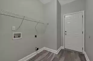 8831 Kellum Dr, North Charleston, SC 29420 - Photo 11