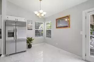300 Spring Hill Ln, Mount Pleasant, SC 29464 - Photo 7