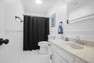 300 Spring Hill Ln, Mount Pleasant, SC 29464 - Photo 13