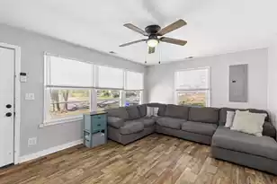 2401 Falcon Rd, North Charleston, SC 29406 - Photo 5