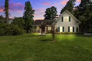 1074 Trotters Blvd, Summerville, SC 29483 - Photo 3