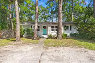 305 Forest Cir, Walterboro, SC 29488 - Photo 1
