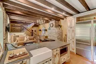 29 Broad St #B, Charleston, SC 29401 - Photo 3