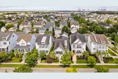 2528 Josiah Street, Charleston, SC 29492 - Photo 3