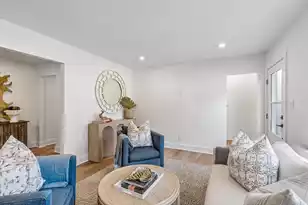 318 Lamont Rd, Charleston, SC 29407 - Photo 11