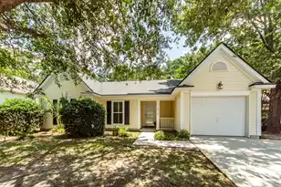 2776 Palmetto Hall Blvd, Mount Pleasant, SC 29466 - Photo 1