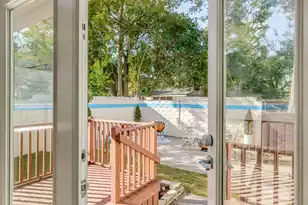 227 St Margaret St, Charleston, SC 29403 - Photo 15