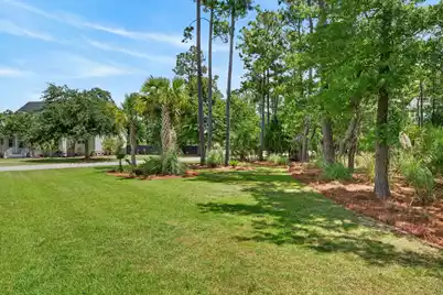 2721 Oak Manor Drive, Mount Pleasant, SC 29466 - Photo 11