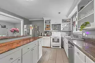 882 Savage Rd, Charleston, SC 29414 - Photo 13