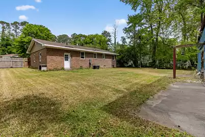 221 Forest Circle, Summerville, SC 29483 - Photo 29