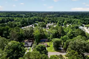 221 Forest Cir, Summerville, SC 29483 - Photo 35