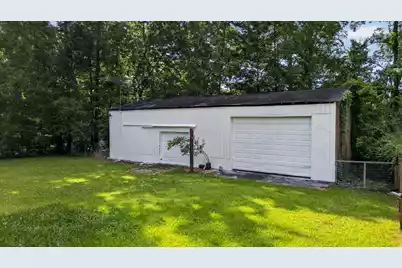 221 Forest Circle, Summerville, SC 29483 - Photo 3
