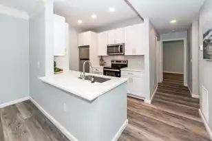 1300 Park West Blvd, Mount Pleasant, SC 29466 - Photo 11