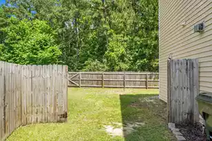243 Oglethorpe Cir, Moncks Corner, SC 29461 - Photo 5