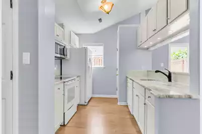 988 Nabors Drive, Charleston, SC 29412 - Photo 13