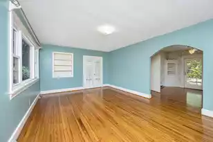 279 Hawthorne St, Mount Pleasant, SC 29464 - Photo 5