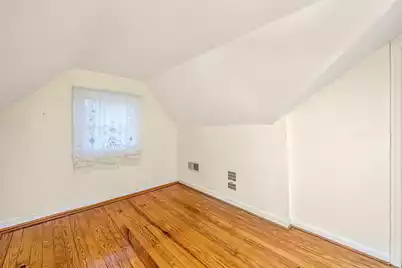279 Hawthorne Street, Mount Pleasant, SC 29464 - Photo 19