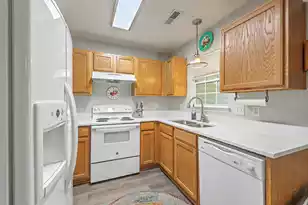106 Macy Cir, Goose Creek, SC 29445 - Photo 3