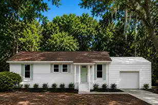 709 Dolph Ln, McClellanville, SC 29458 - Photo 1