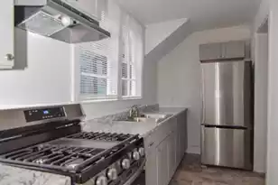74 Smith St, Charleston, SC 29401 - Photo 3