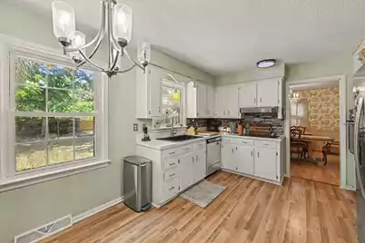 649 Pelzer Drive, Mount Pleasant, SC 29464 - Photo 11