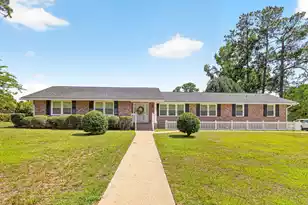 1793 Forest Dr, Orangeburg, SC 29118 - Photo 1