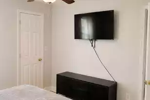 211 Congress #Apt B, Charleston, SC 29403 - Photo 5