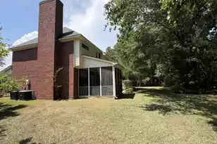 1391 Lakecrest Ct, Mount Pleasant, SC 29466 - Photo 3