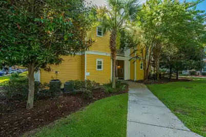 2128 Chatelain Way, Mount Pleasant, SC 29464 - Photo 3