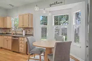 180 Historic Dr, Mount Pleasant, SC 29464 - Photo 11