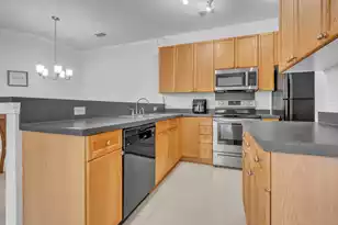305 Pickering Ln, Charleston, SC 29414 - Photo 11