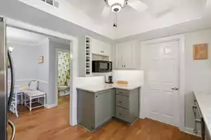 1001 Ventura Pl, Mount Pleasant, SC 29464 - Photo 9