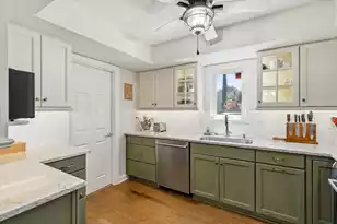 1001 Ventura Pl, Mount Pleasant, SC 29464 - Photo 7