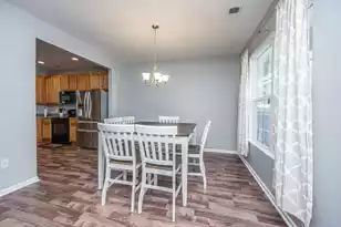 507 Hemingway Cir, Summerville, SC 29483 - Photo 7