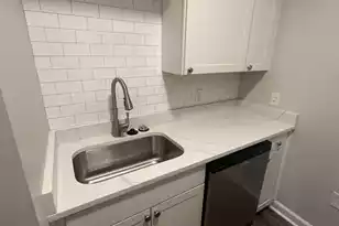 151 Calhoun St, Charleston, SC 29401 - Photo 5