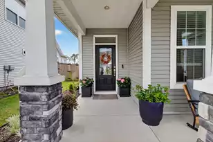 492 Rowley Ln, Summerville, SC 29486 - Photo 5