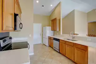 97 Avonshire Dr, Summerville, SC 29483 - Photo 7