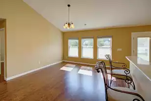97 Avonshire Dr, Summerville, SC 29483 - Photo 3