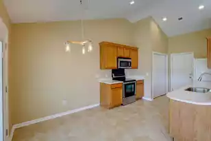97 Avonshire Dr, Summerville, SC 29483 - Photo 5